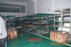 東風(fēng)EQ5060VQSP3清掃除塵車用的云內(nèi)YN33CR發(fā)動機(jī)的修理及配件
