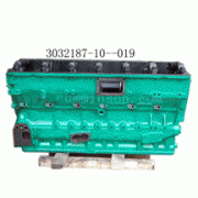蜀都CDK6110CASG雙層觀光客車用的一汽CA6DF2-26發(fā)動機(jī)的配件及大修