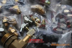 福田BJ6122U7MKB-2臥鋪客車用的玉柴YC6L310-30發動機的大修及配件