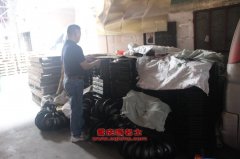 東方紅LT5257ZLJBBD0自卸式垃圾車用的中國重汽T10.32-50發動機的配件及大修